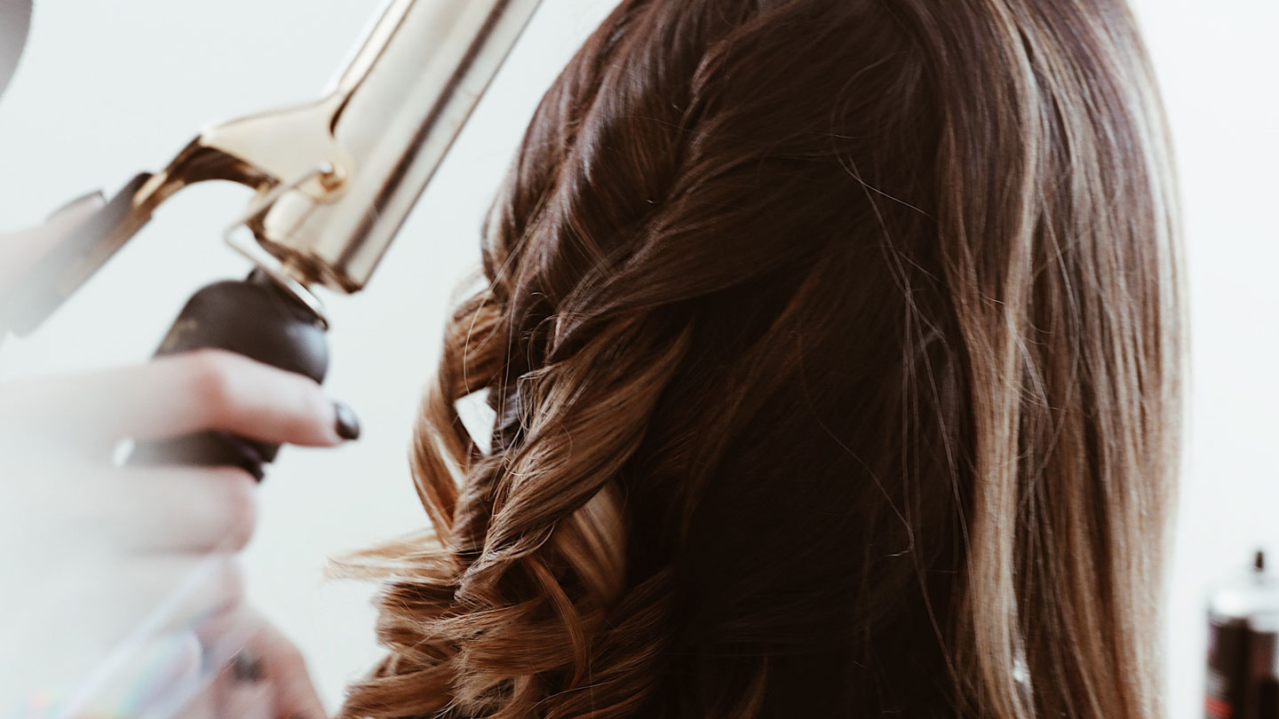 The-Best-Hair-Straightening-Tools-for-Thick-and-Curly-Hair-on-expertview