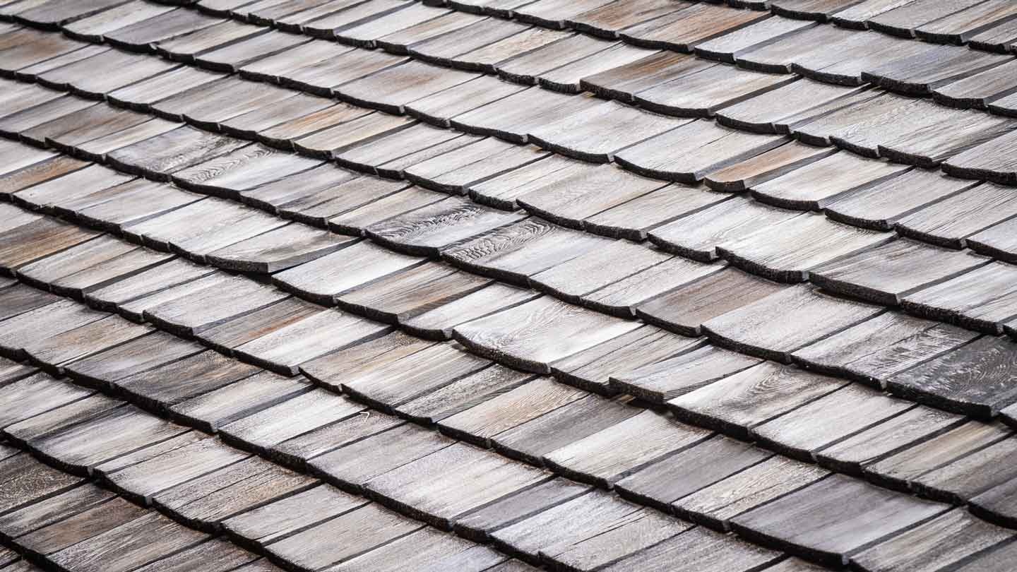 Choosing-The-Right-Roofing-Material-Pros-And-Cons-Unveiled-on-expertview