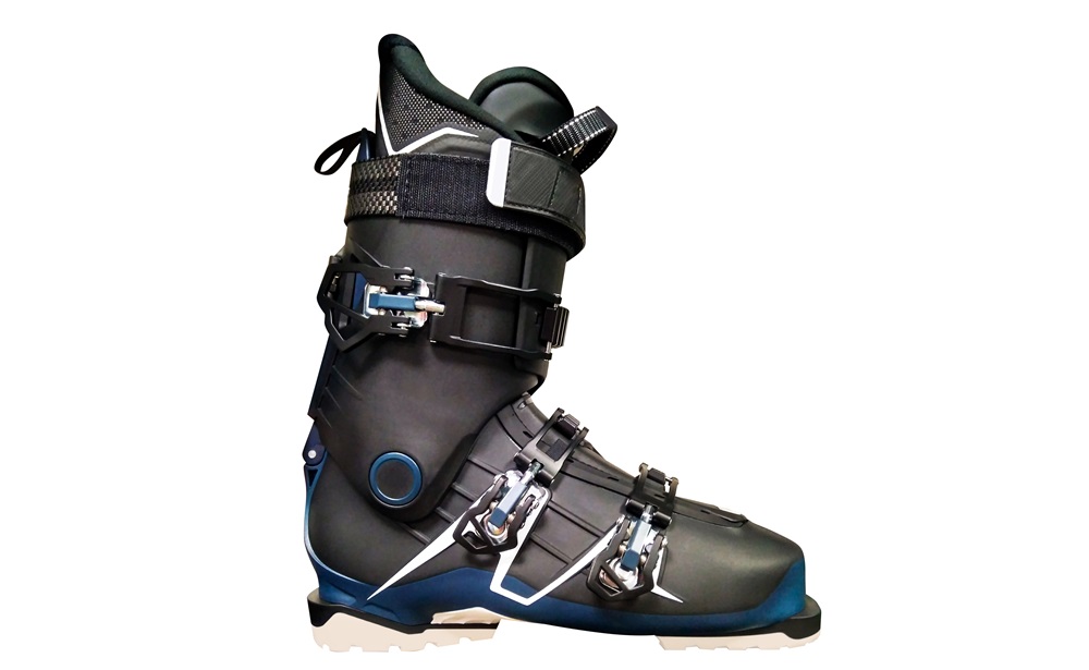 downhill ski boots